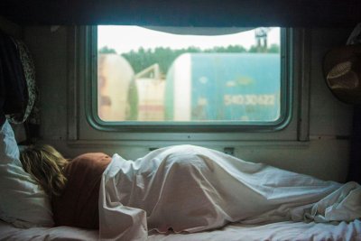 Avontuurlijk overnachten: tips voor een comfortabele nachtrust in je auto